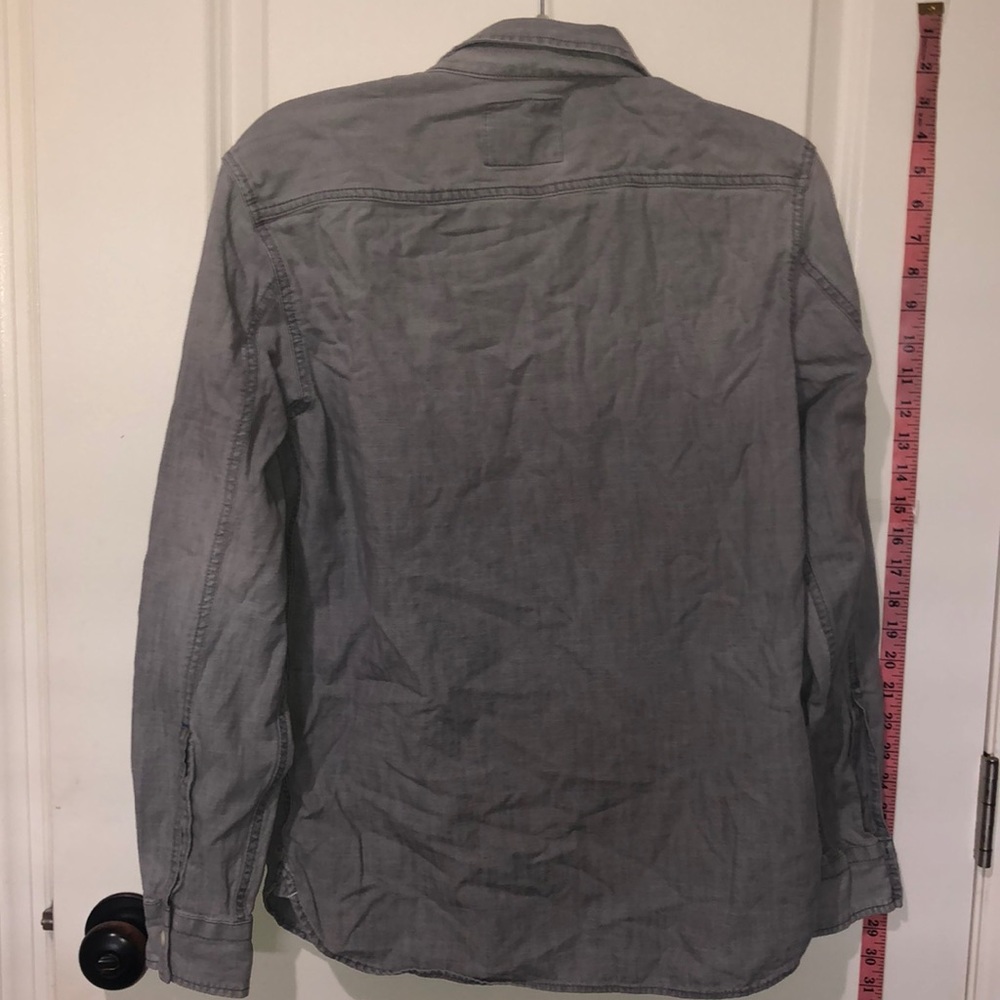 Aeo Light Gray Button Down - image 5